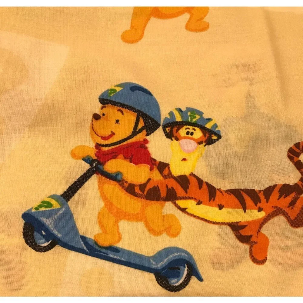 Disney Vtg WINNIE THE POOH/TIGGER Two 40x64” Curtain Panels 
